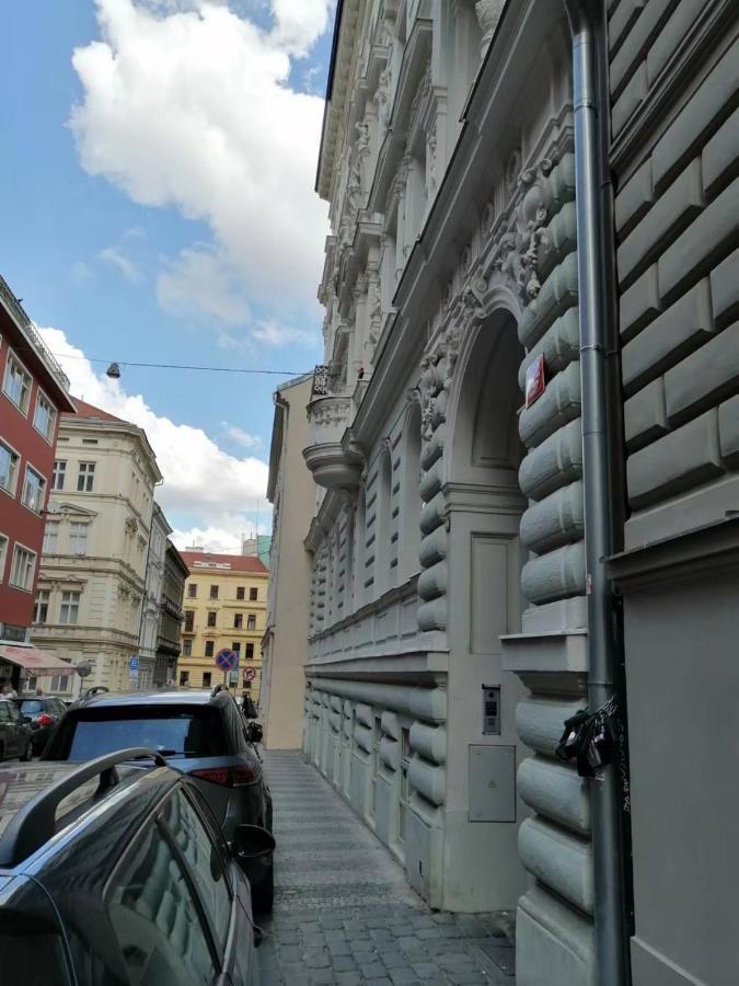 Charles Square Prague Apartment Zewnętrze zdjęcie